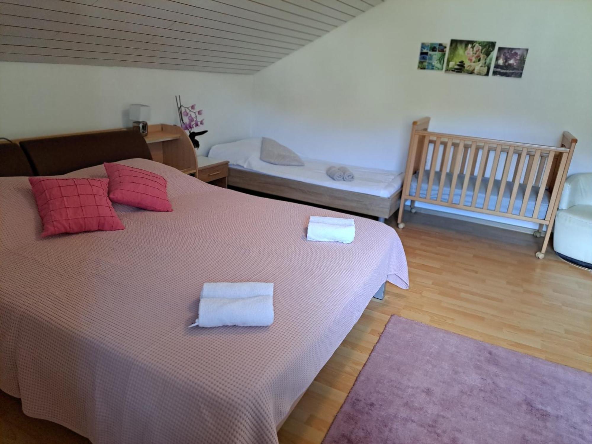 Apartments Bukor Lukovica pri Domzalah Ruang foto